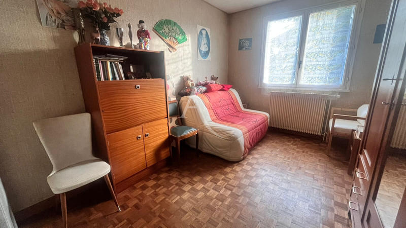 Maison - 77 m² - 5 pièces