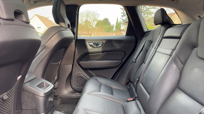 Volvo Xc60 2.0 T8 390 Hybrid Awd Geartronic8 Momentum Business