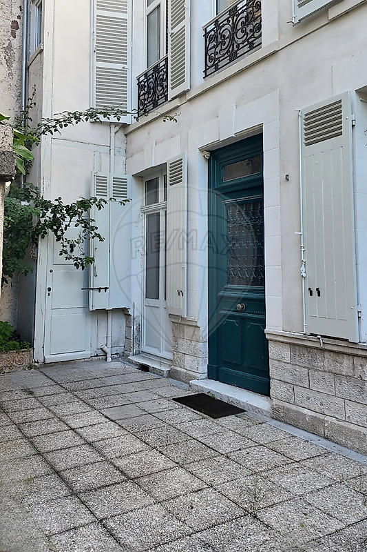 Maison bourgeoise - 180 m² - 7 pièces