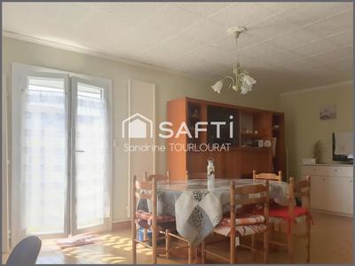 Maison - 98 m² - 5 pièces