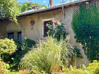 Maison - 233 m² - 9 pièces