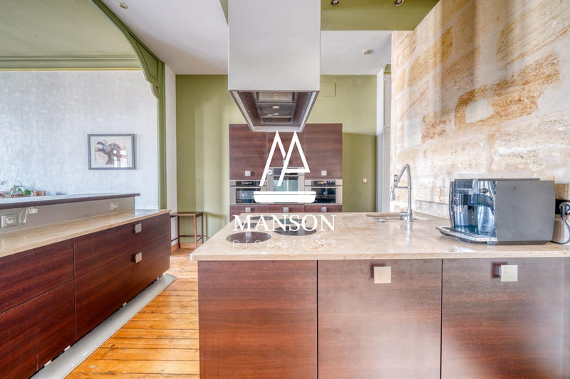 Duplex - 393 m² - 10 pièces