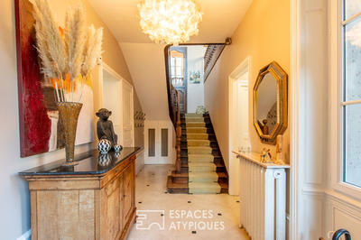 Maison - 338 m² - 11 pièces
