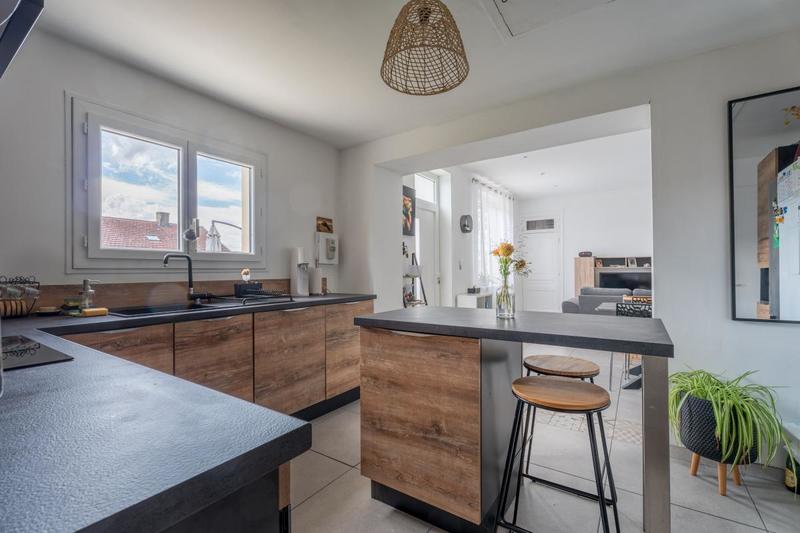 Maison - 85 m² - 4 pièces