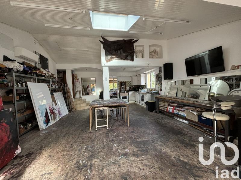 Maison - 315 m² - 12 pièces