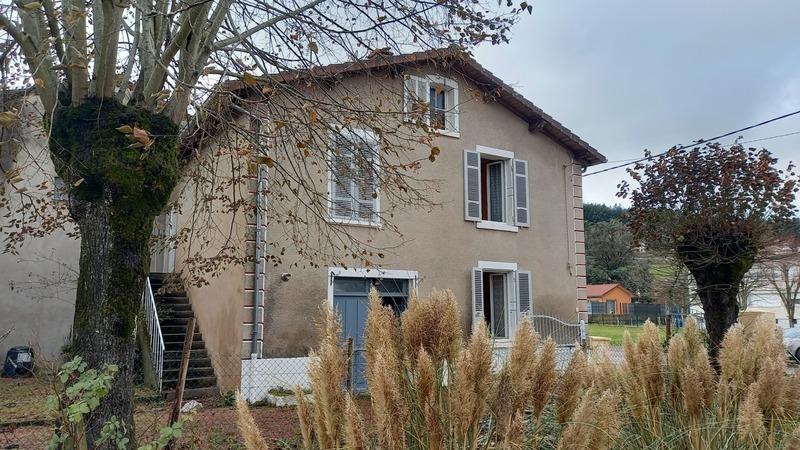 Maison - 94 m² - 6 pièces