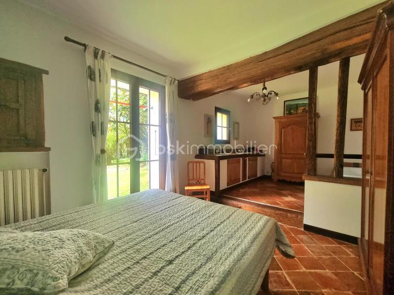 Maison en pierre - 280 m² - 7 pièces