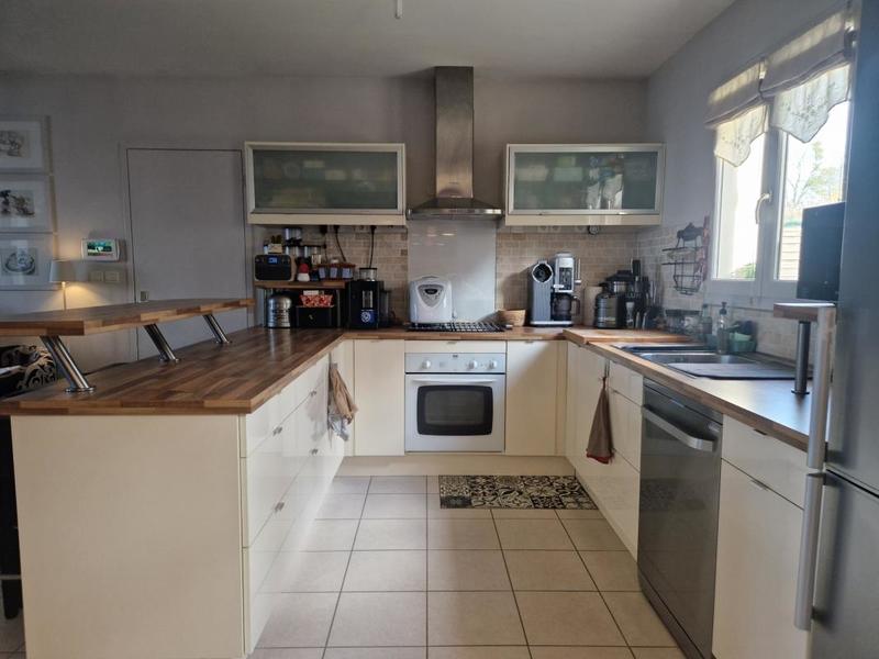 Pavillon - 93 m² - 4 pièces