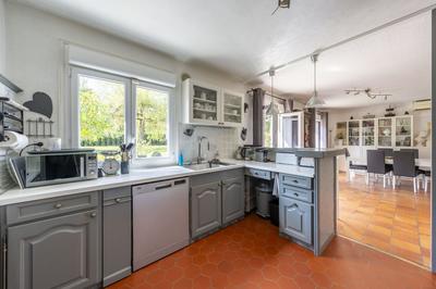 Maison - 135 m² - 7 pièces