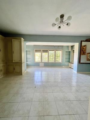 Maison - 150 m² - 4 pièces