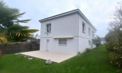 Maison - 85 m² - 5 pièces