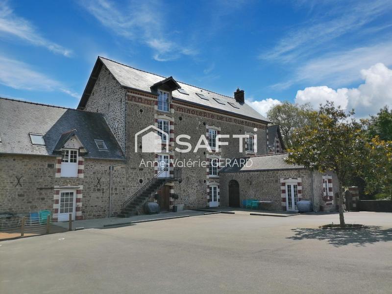 Maison - 965 m² - 17 pièces