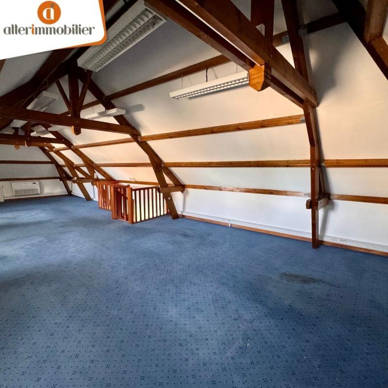 Bureau - 157 m² - 3 pièces