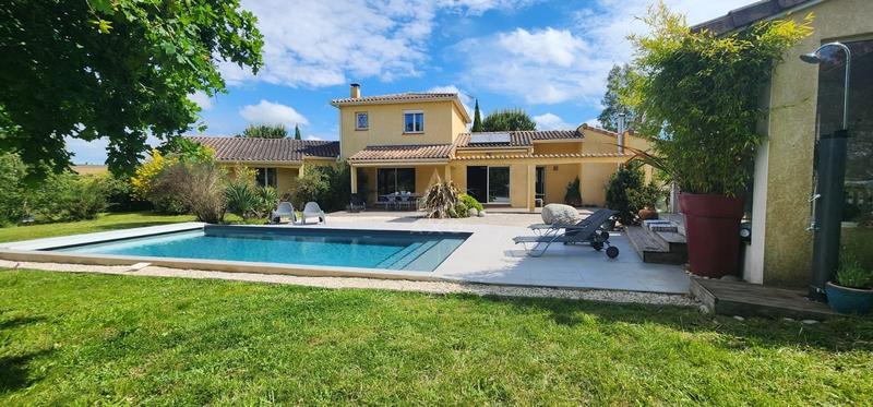 Maison - 174 m² - 7 pièces