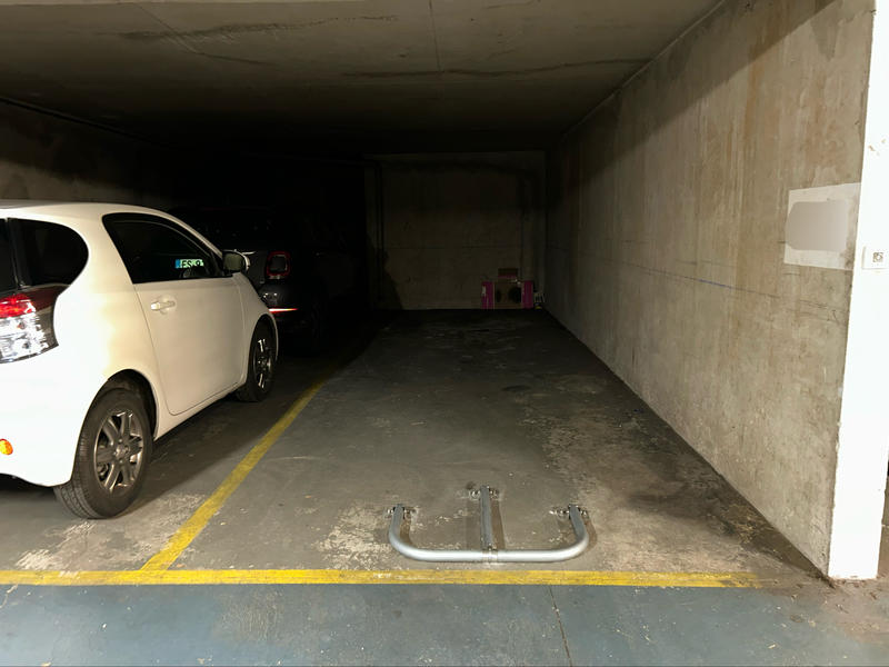 Parking / Garage - 23 m²