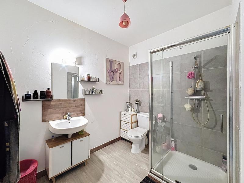 Maison - 180 m² - 10 pièces