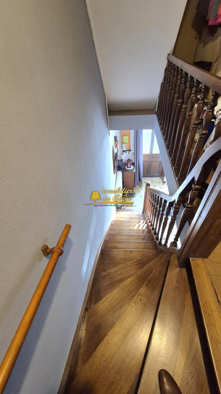 Maison - 99 m² - 5 pièces