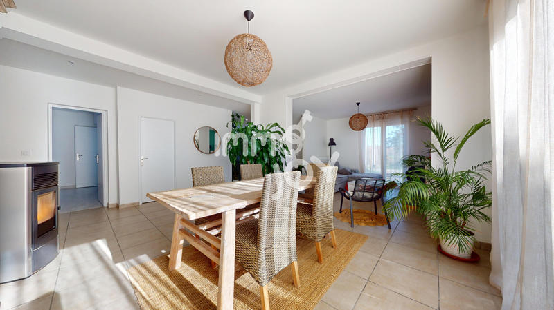 Maison - 164 m² - 5 pièces