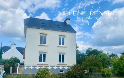 Maison - 95 m² - 5 pièces