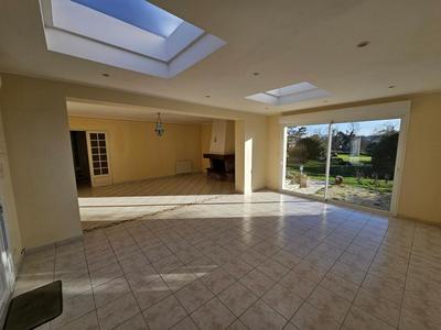 Maison - 173 m² - 6 pièces