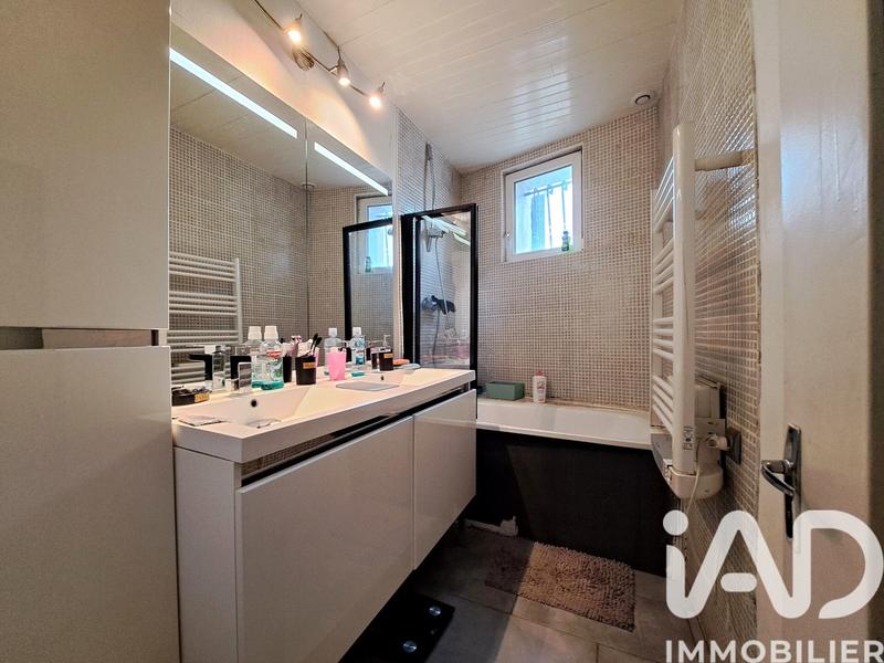 Maison - 88 m² - 4 pièces