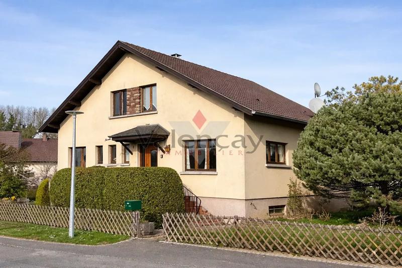 Maison - 162 m² - 7 pièces