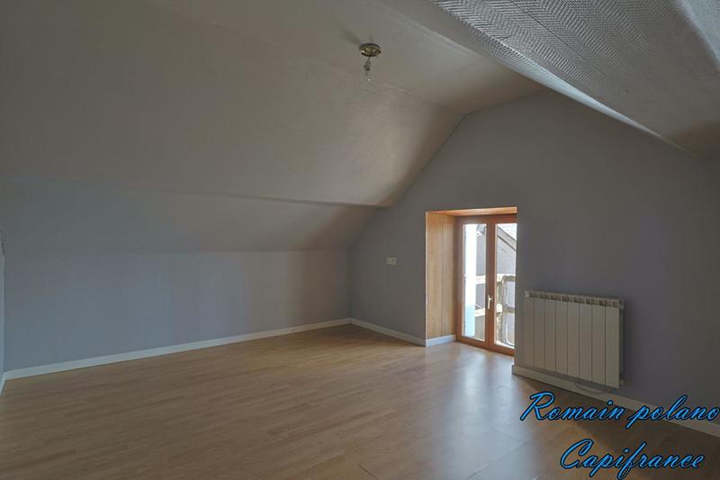 Maison - 92 m² - 5 pièces