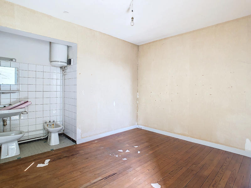 Immeuble - 272 m² - 16 pièces