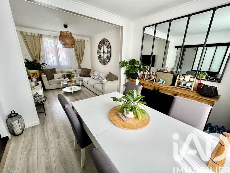 Maison - 95 m² - 6 pièces