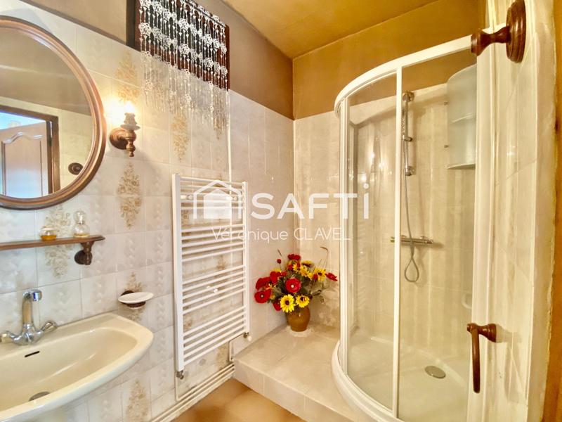 Appartement - 126 m² - 6 pièces