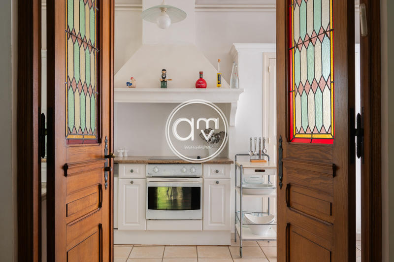 Villa - 326 m² - 11 pièces