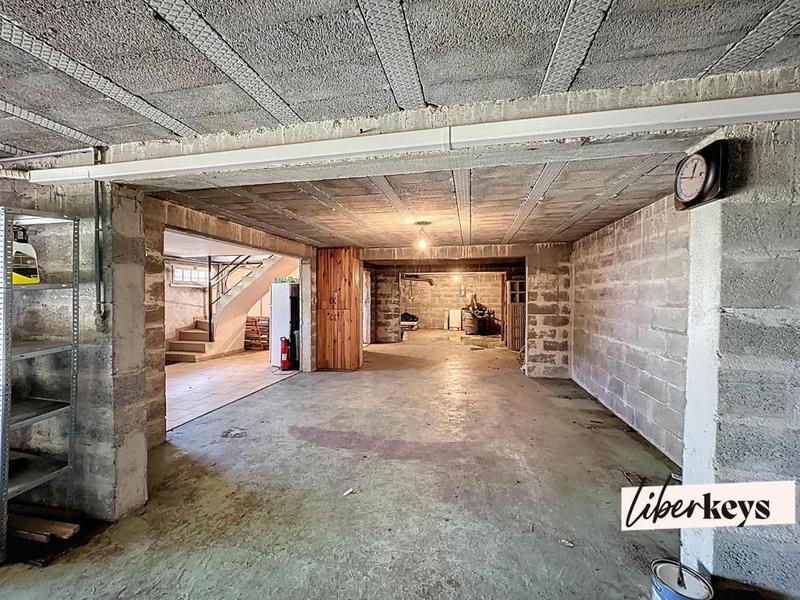 Maison - 160 m² - 7 pièces