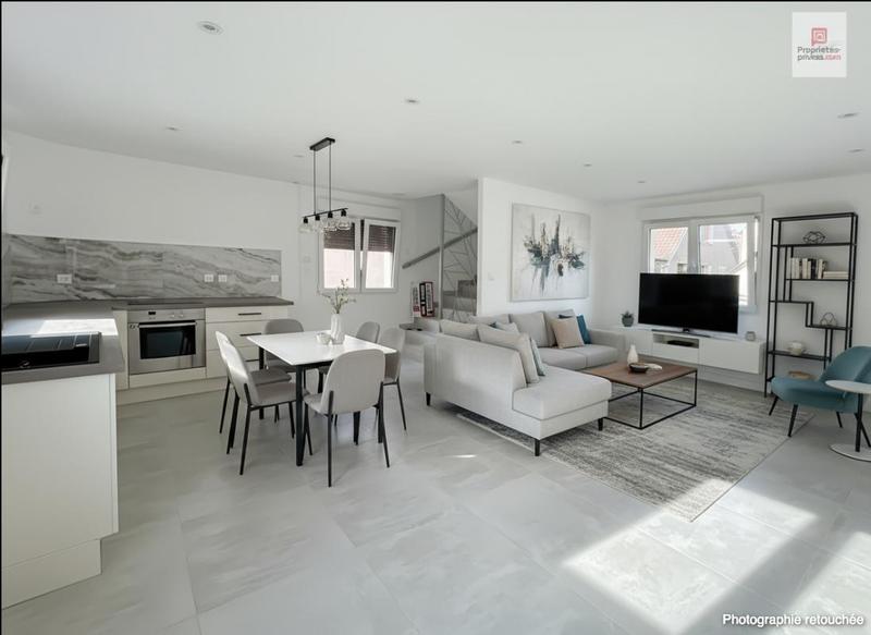 Maison - 84 m² - 4 pièces