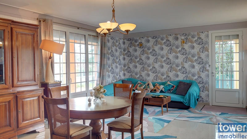 Maison - 163 m² - 6 pièces