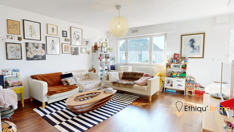 Maison - 127 m² - 4 pièces