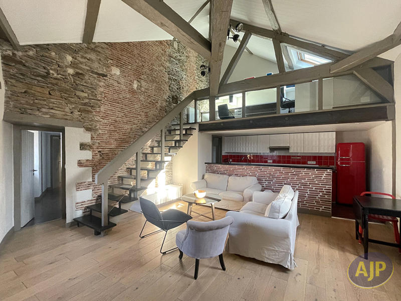 Appartement - 82 m² - 4 pièces