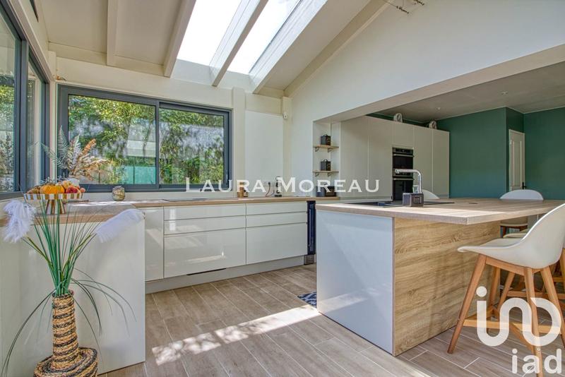 Maison - 133 m² - 8 pièces