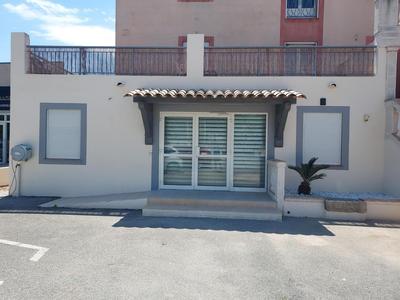 Local commercial - 130 m² - 7 pièces