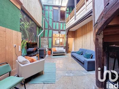 Maison - 182 m² - 9 pièces