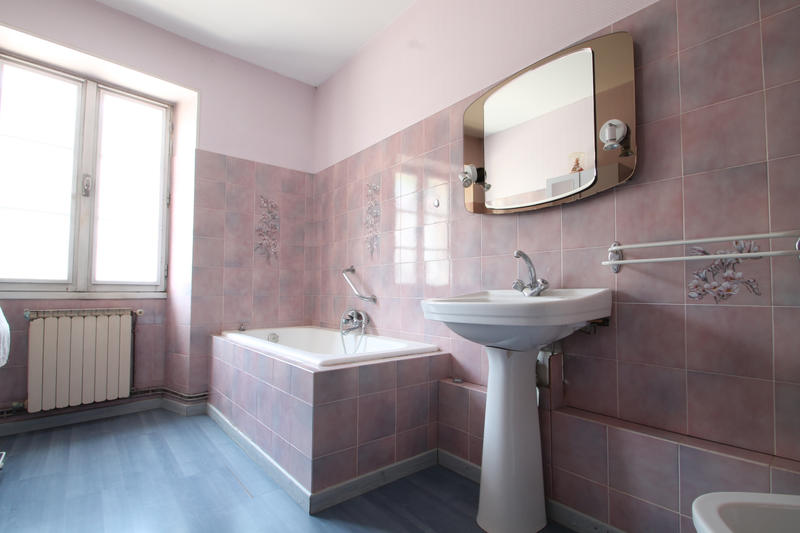 Maison - 177 m² - 6 pièces