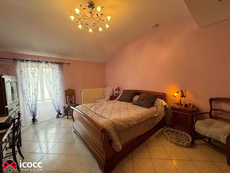 Maison - 179 m² - 6 pièces