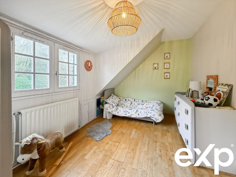 Maison - 90 m² - 5 pièces