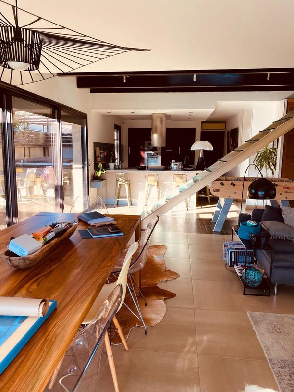 Maison - 181 m² - 5 pièces