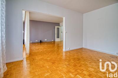 Appartement - 93 m² - 5 pièces
