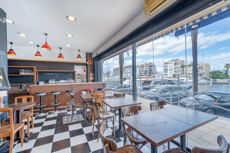 Local commercial - 100 m²