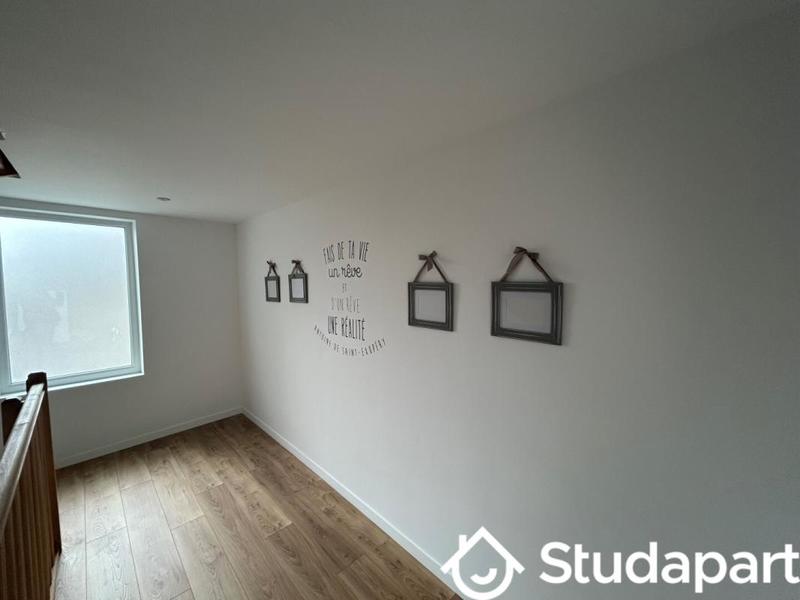 Chambre - 19 m² - 1 pièce