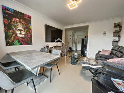 Appartement - 70 m² - 4 pièces