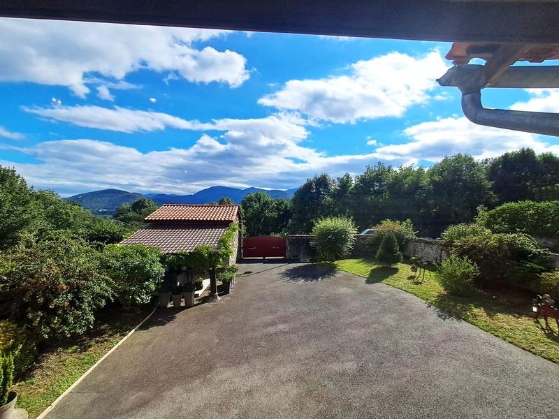 Maison de village - 249 m² - 7 pièces