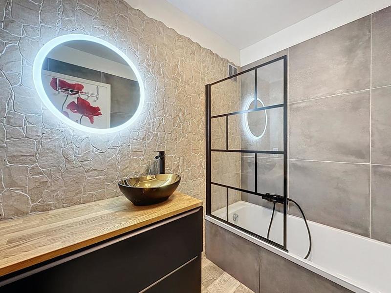 Appartement - 49 m² - 2 pièces