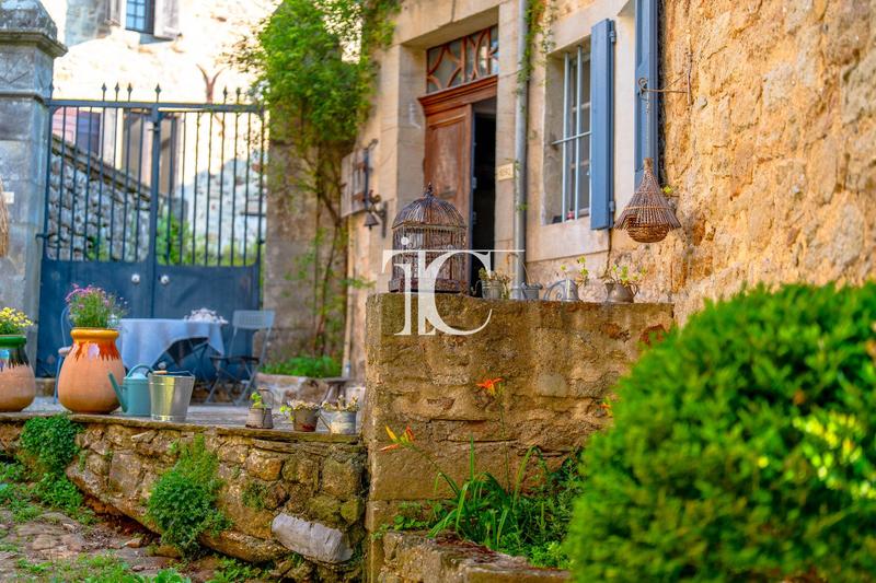 Maison - 141 m² - 6 pièces